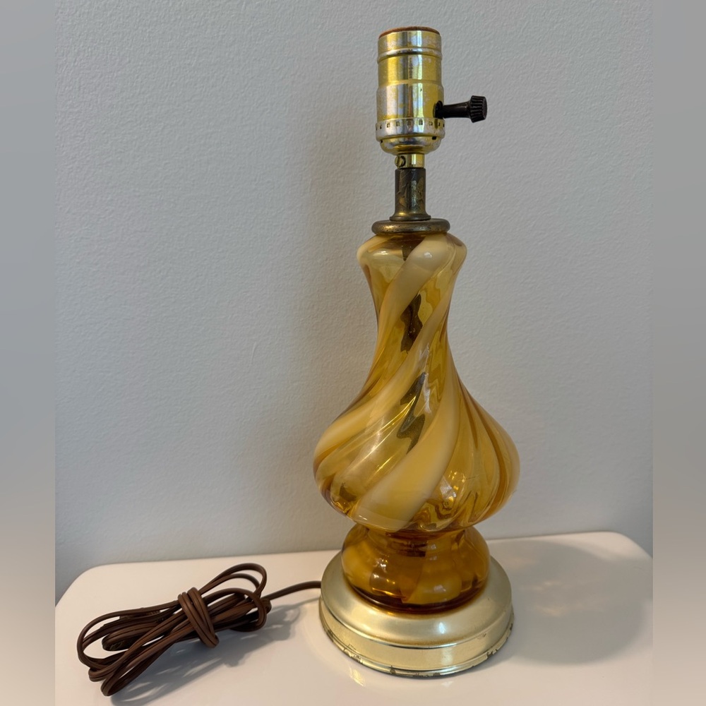 Mid Centry Modern Amber and White Swirl Murano 1960s’s Lamp Glass Empoli